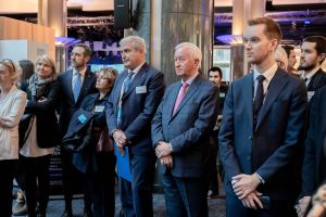 Debate_WEB-261