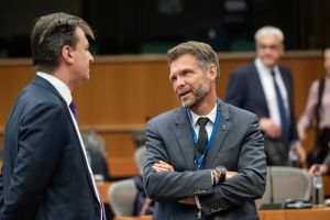 Debate_WEB-27