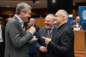 Debate_WEB-47