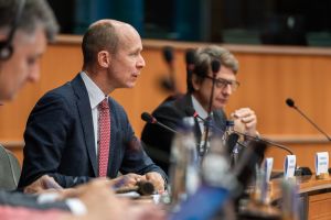 Debate_WEB-68